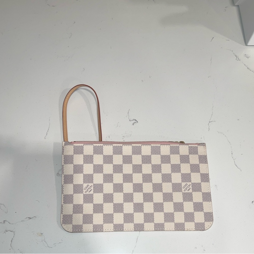 Louis Vuitton Damier Azur Neverfull Pouch - Picture 4 of 15